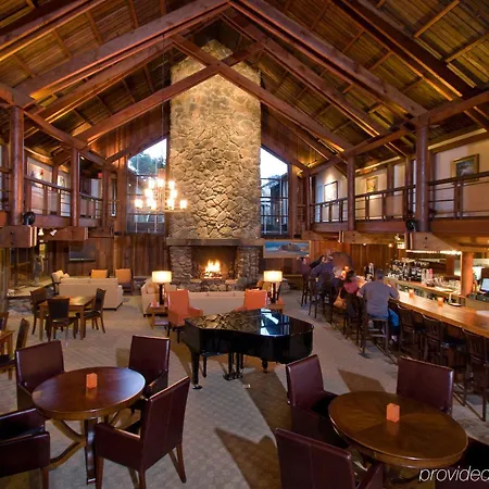Timber Cove Resort 